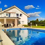 Вилла The Aqua By Aura Luxury Collection Теплице